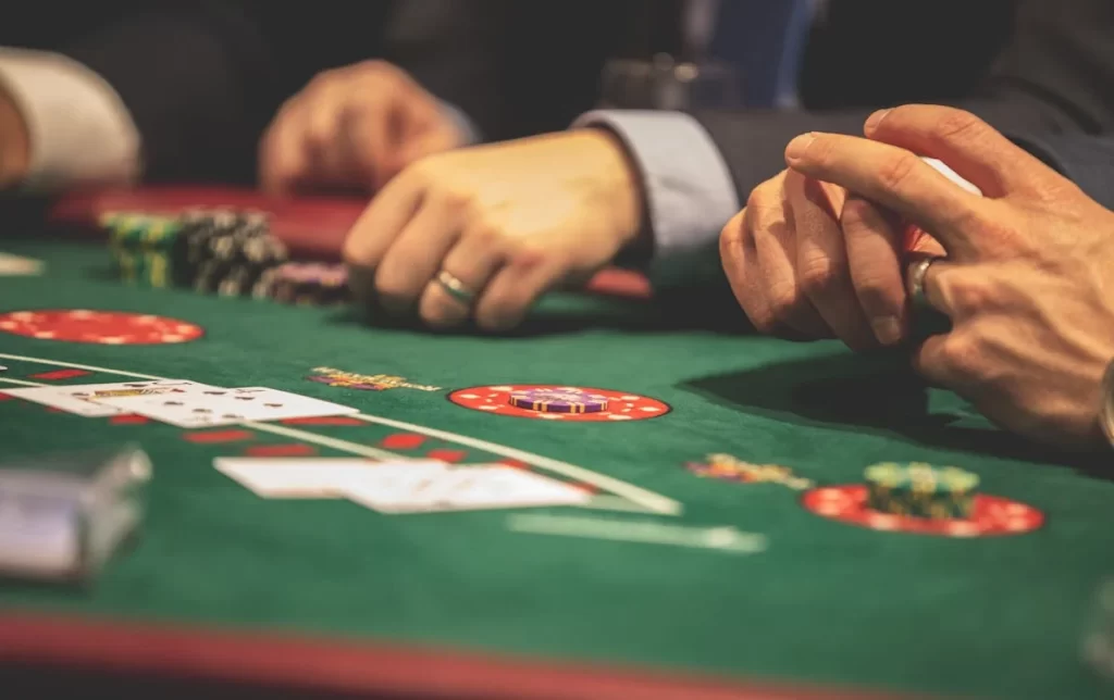 Why Does Every Mafia Drama Include Gambling Scenes? 1 1024x644 - Why Does Every Mafia Drama Include Gambling Scenes?