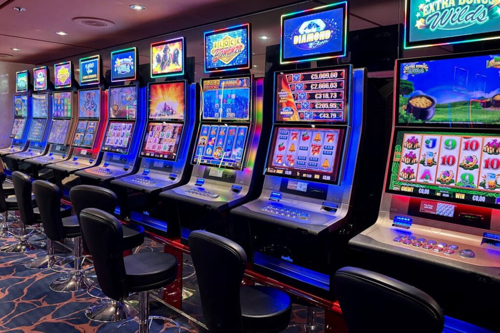 slot machine 1024x683 - New Casino Trend: Live Slots with Hosts